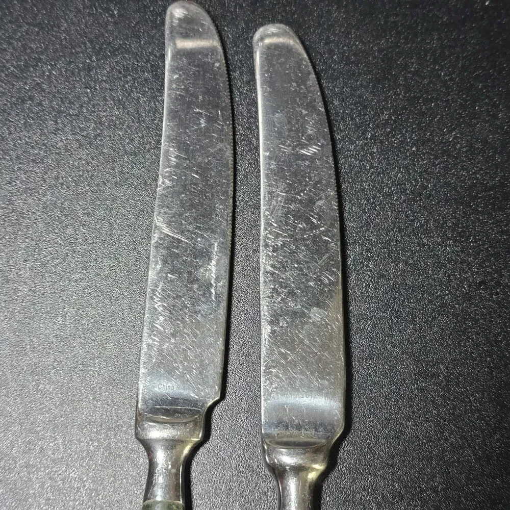 Hampton Silversmiths BISTRO-GREEN 2 Knives Knife Stainless Flatware
